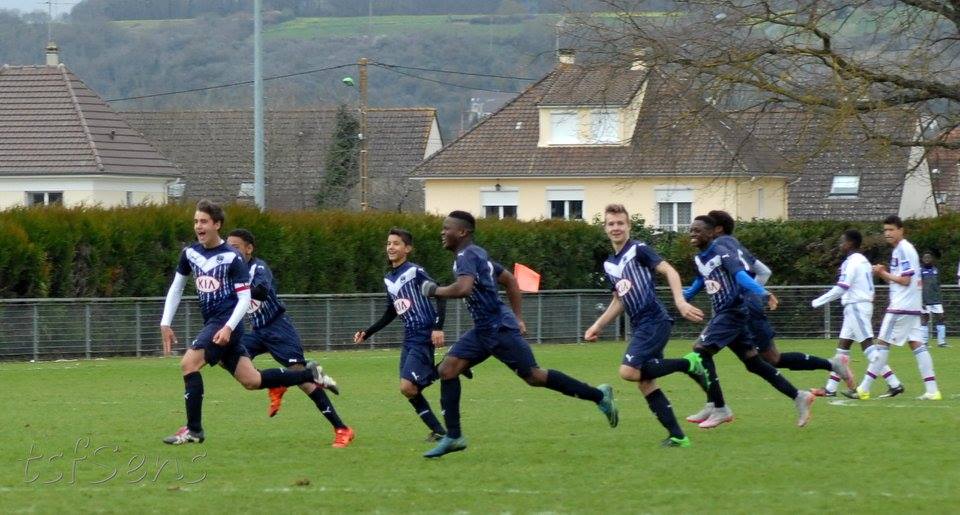 Cfa Girondins : U14 : la finale Bordeaux - Juventus à Sens en direct ! - Formation Girondins 