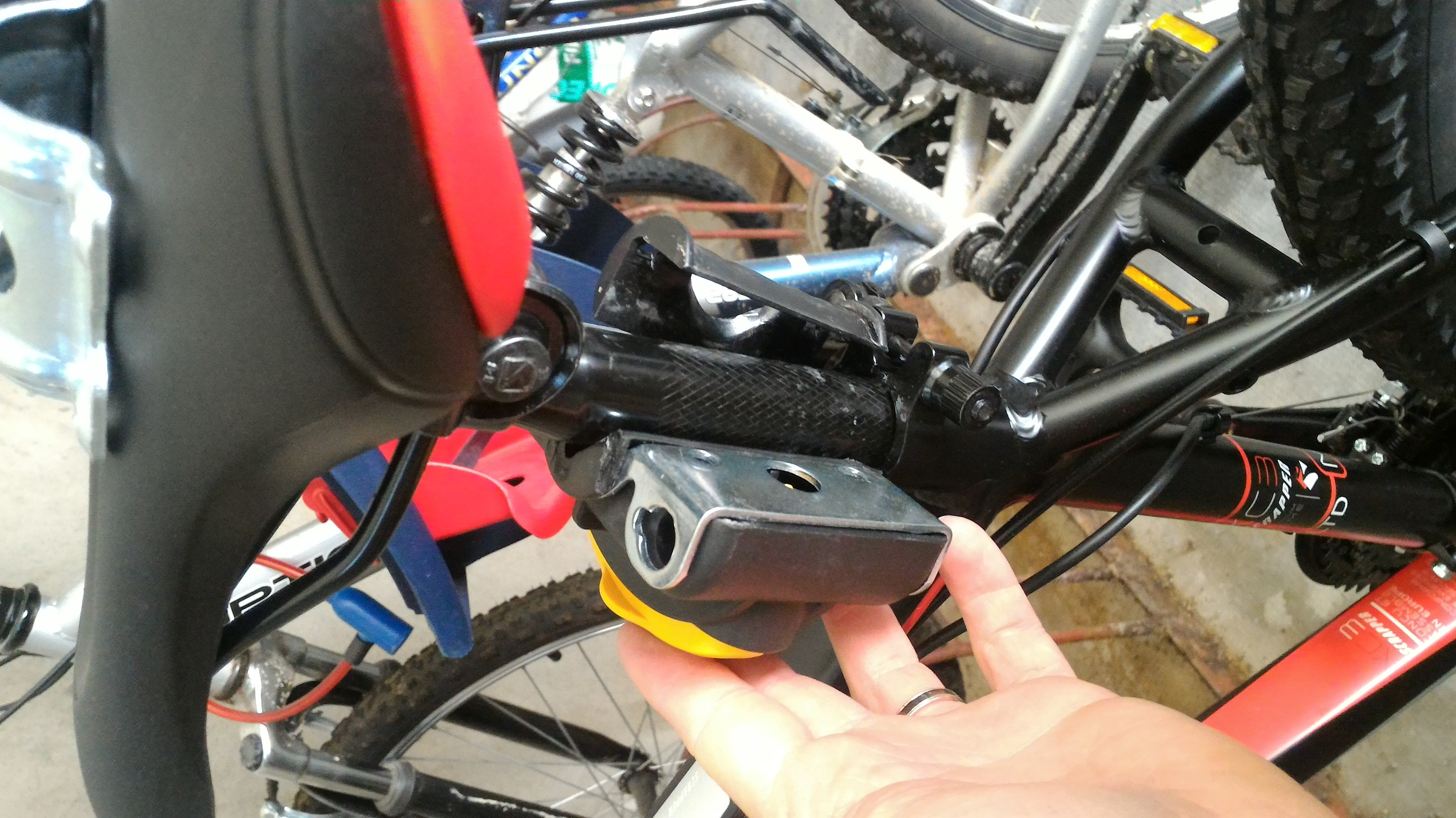 Accoudoirs Pour Siège Enfant Vélo - Fixation Selle Et Dossier Bébé - Noir - Neuf