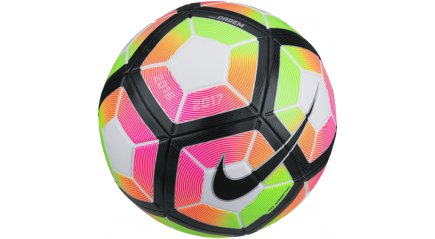 Un ballon Nike pour le CFA 2 !