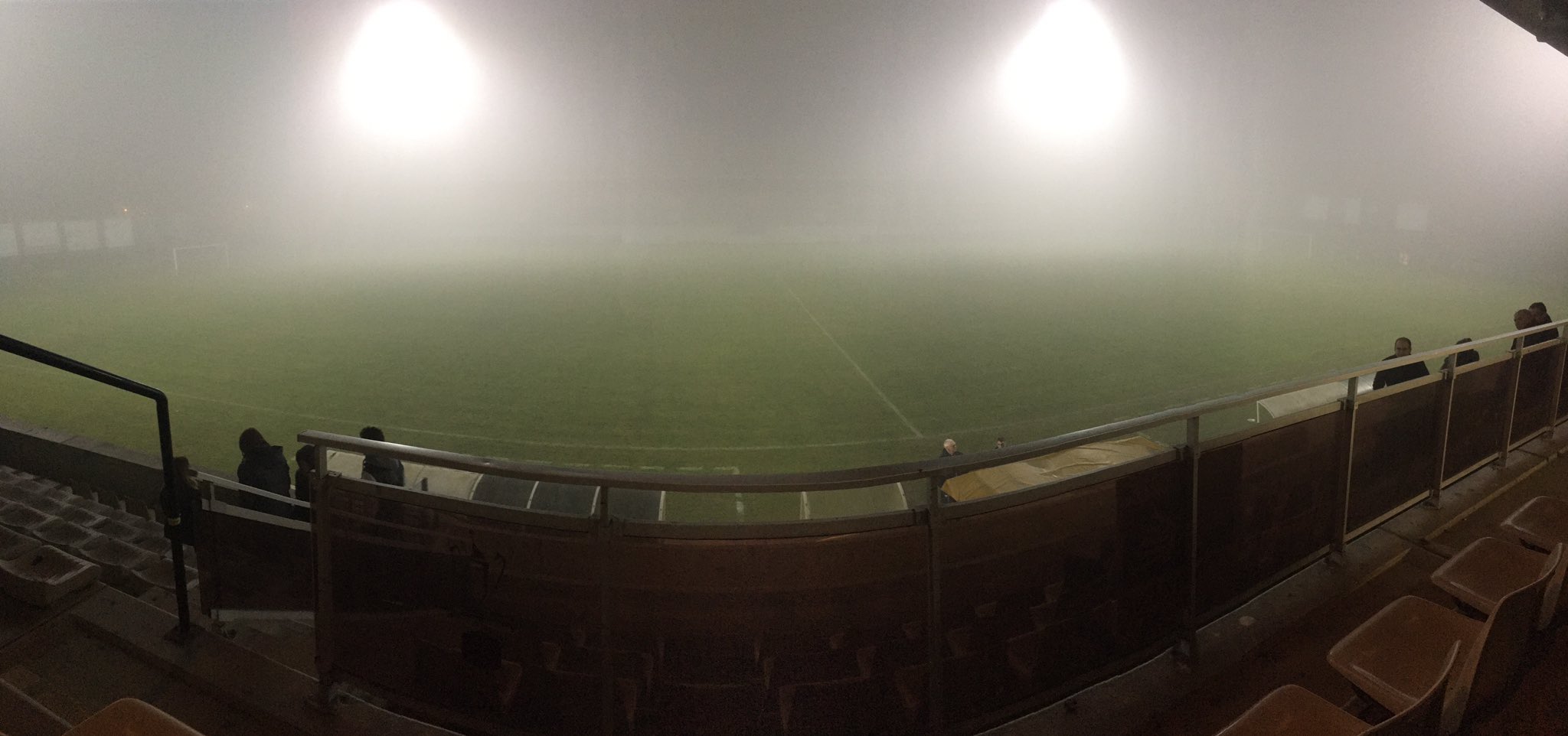 Match reporté en raison du brouillard