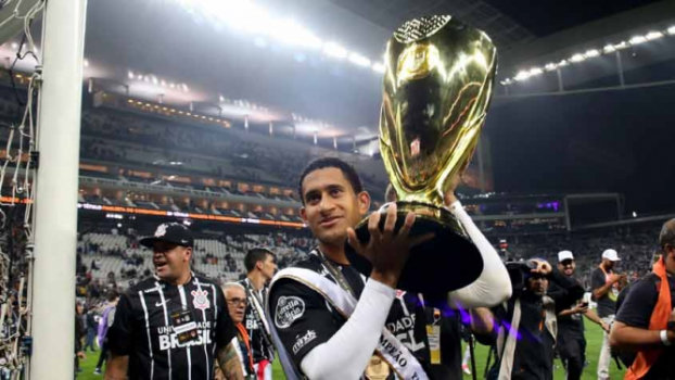 Actualités : L'agent de Pablo Castro met la pression sur Corinthians autour de la situation du défenseur girondin - Girondins33 