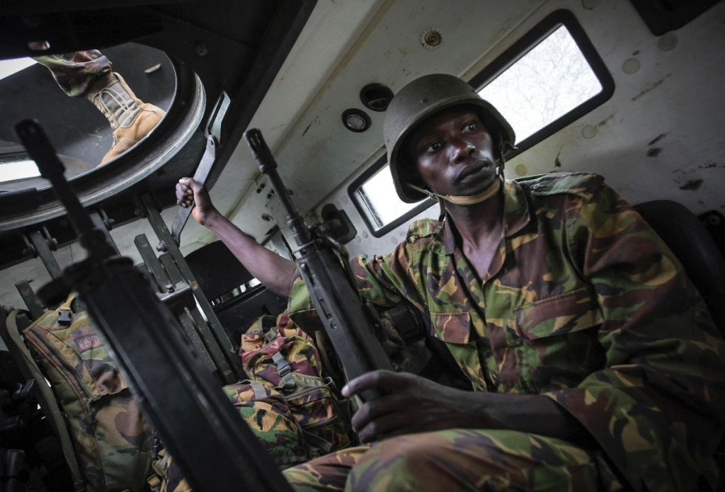 Armées kenyane Jpxs