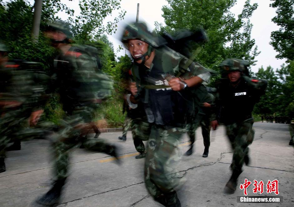 Forces spéciales Chinoise Nu0h