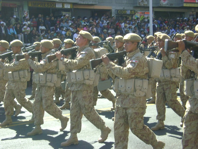  Armée Péruvienne  Qzzs