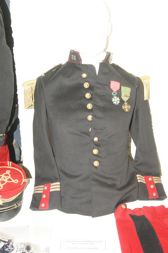 Uniforme du capitaine Cortegiani du 255ème de ligne, mort en 1914 Vjlc
