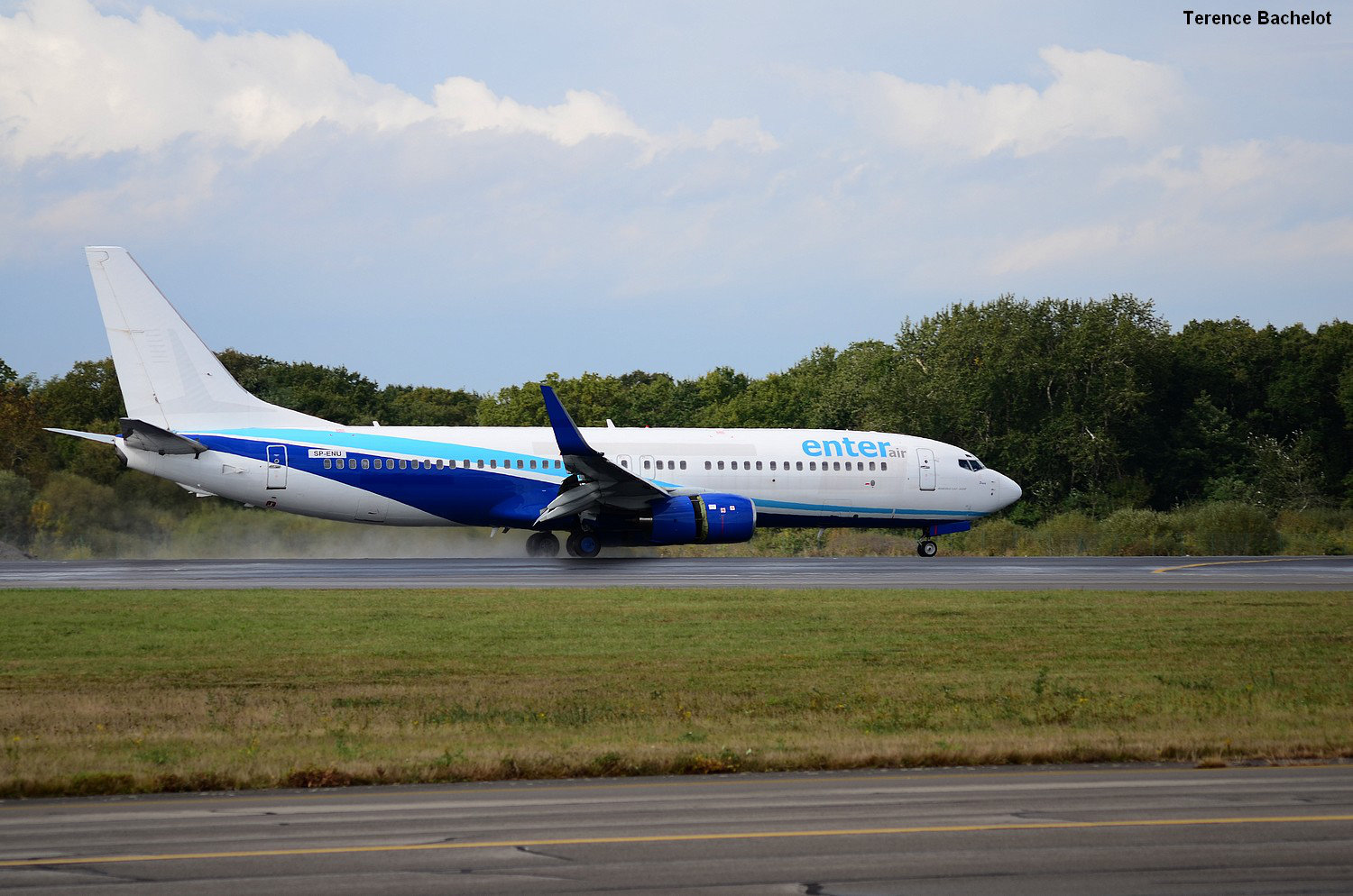 [12/10/2014] Boeing B737-800 (SP-ENU) Enter Air TACV Basic C/S Vul8