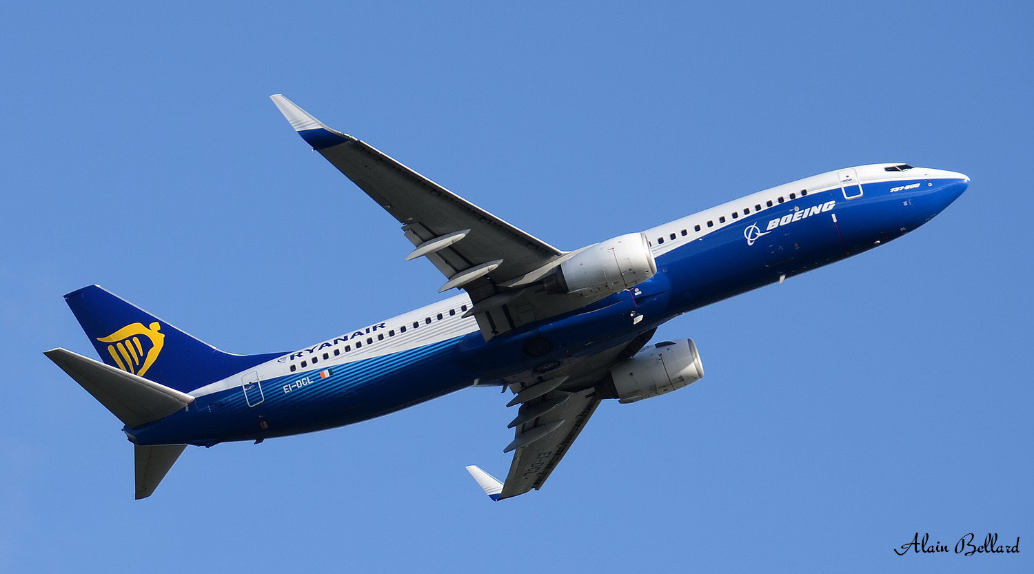 [19/10/2014] Boeing B737-800 (EI-DCL) Ryanair : "Dreamliner n/cs" 3lrr