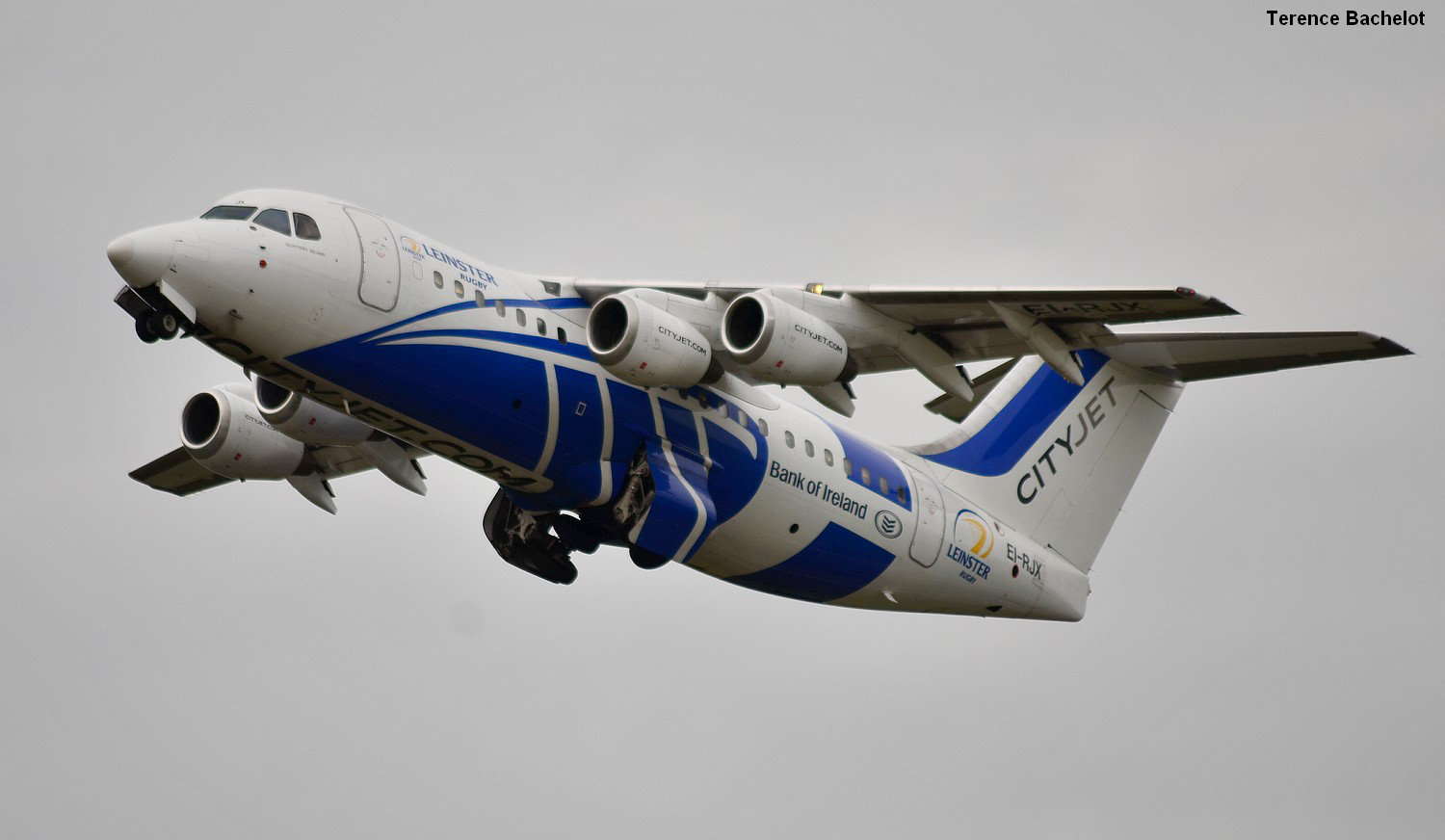 [21.05.2014] Avro RJ85 (EI-RJX) Cityjet couleurs Leinster Nihw