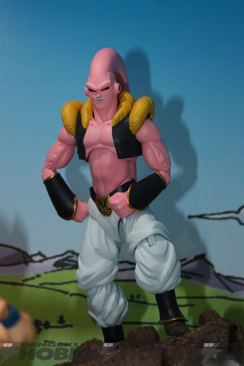 Figurines dragon ball - Page 6 4in0