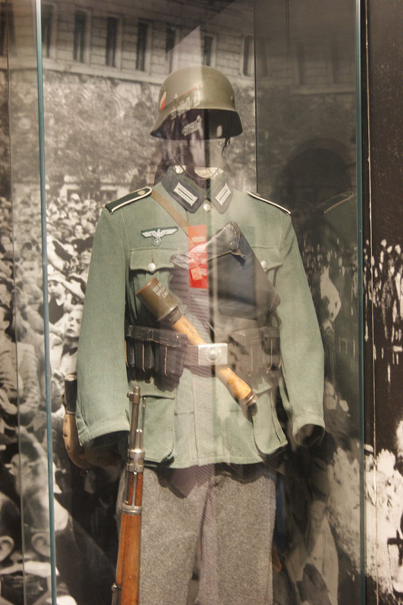 Le mannequin de fantassib allemand 1940 du Musée de l'Armée A9px