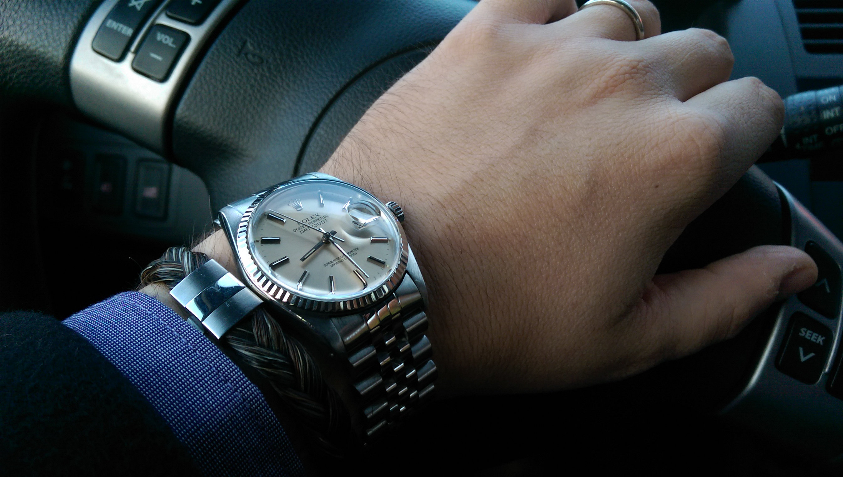 ** ROLEX en voiture ** tome 4 - Page 8 Dnrs