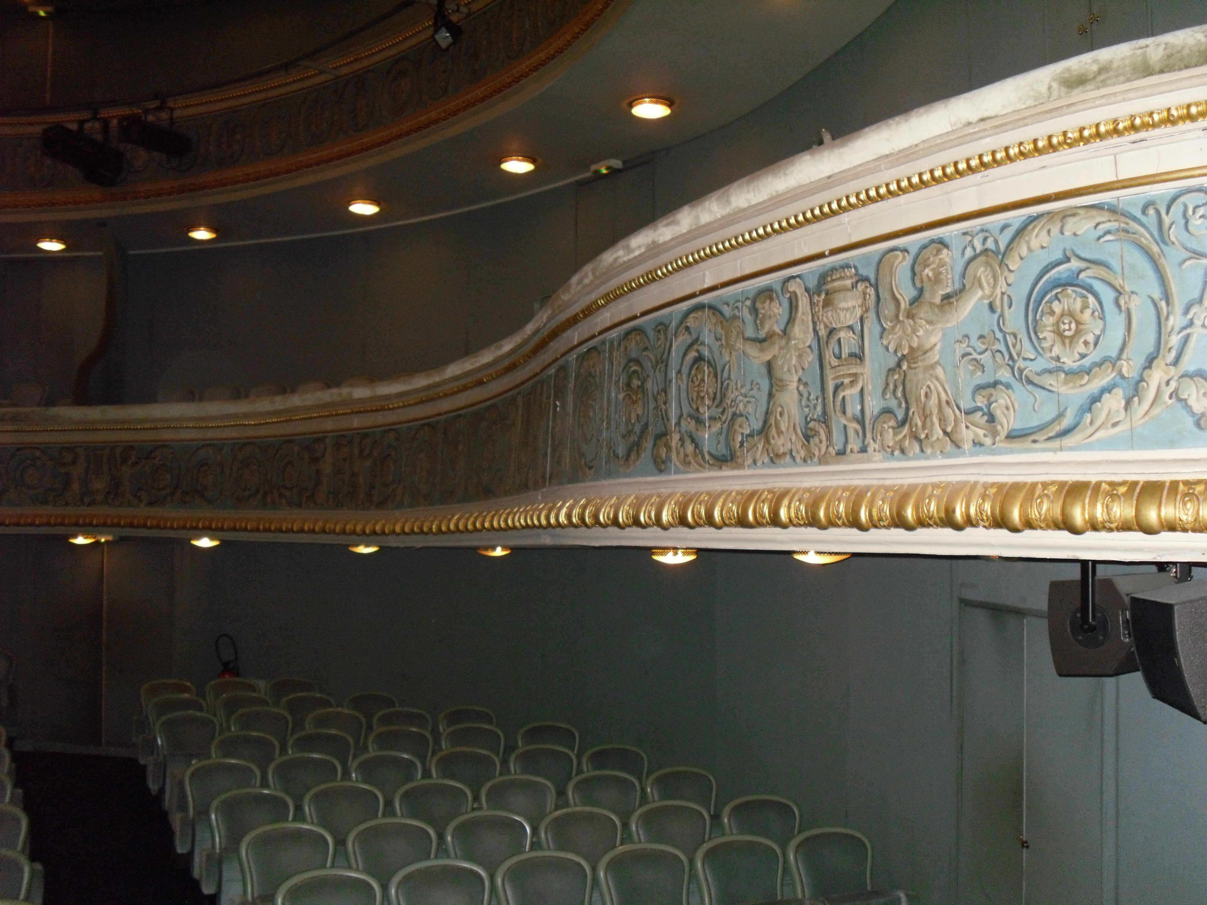 Le théâtre Montansier à Paris Vzdd