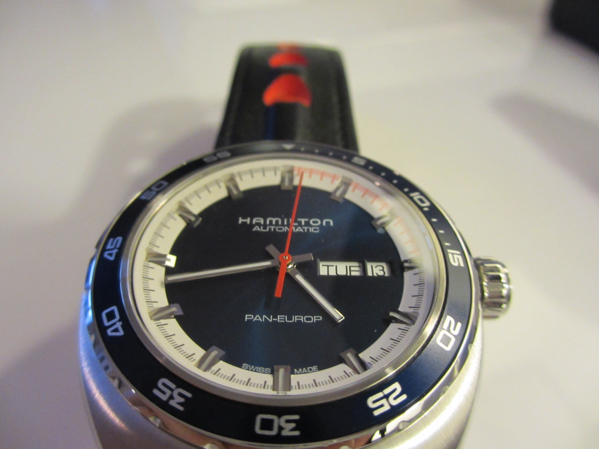 montre look sportive (automobile-voile) pour 500-800 € - Page 3 7kzp