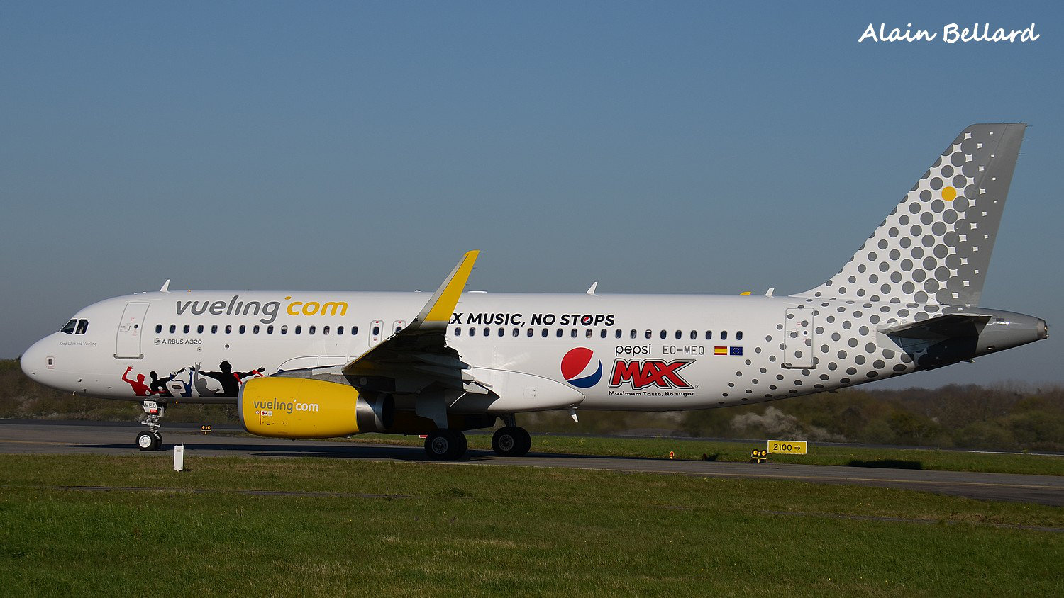 [06/04/2015] Airbus A320 (EC-MEQ) Vueling: Pepsi Max Ptpd