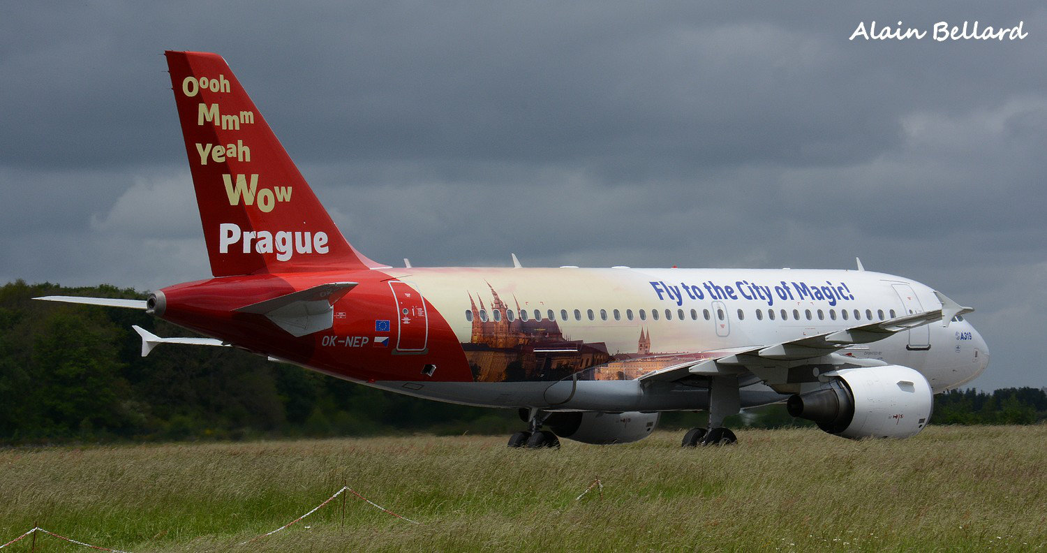  [9/05/2015] Airbus A319 ( OK-NEP ) Czech Airlines ( City Of Magic ) 7v2g