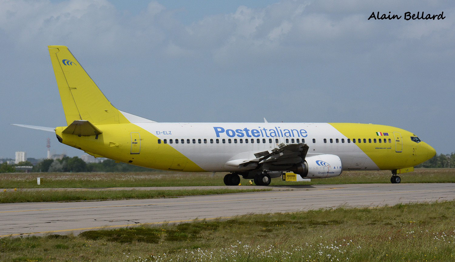 [14/05/2015] Boeing 737-400 ( EI-ELZ ) Poste italiane P01h