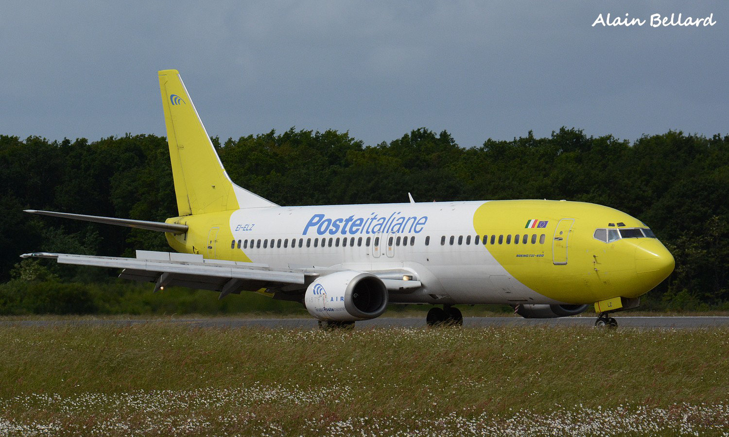 [14/05/2015] Boeing 737-400 ( EI-ELZ ) Poste italiane V2ez