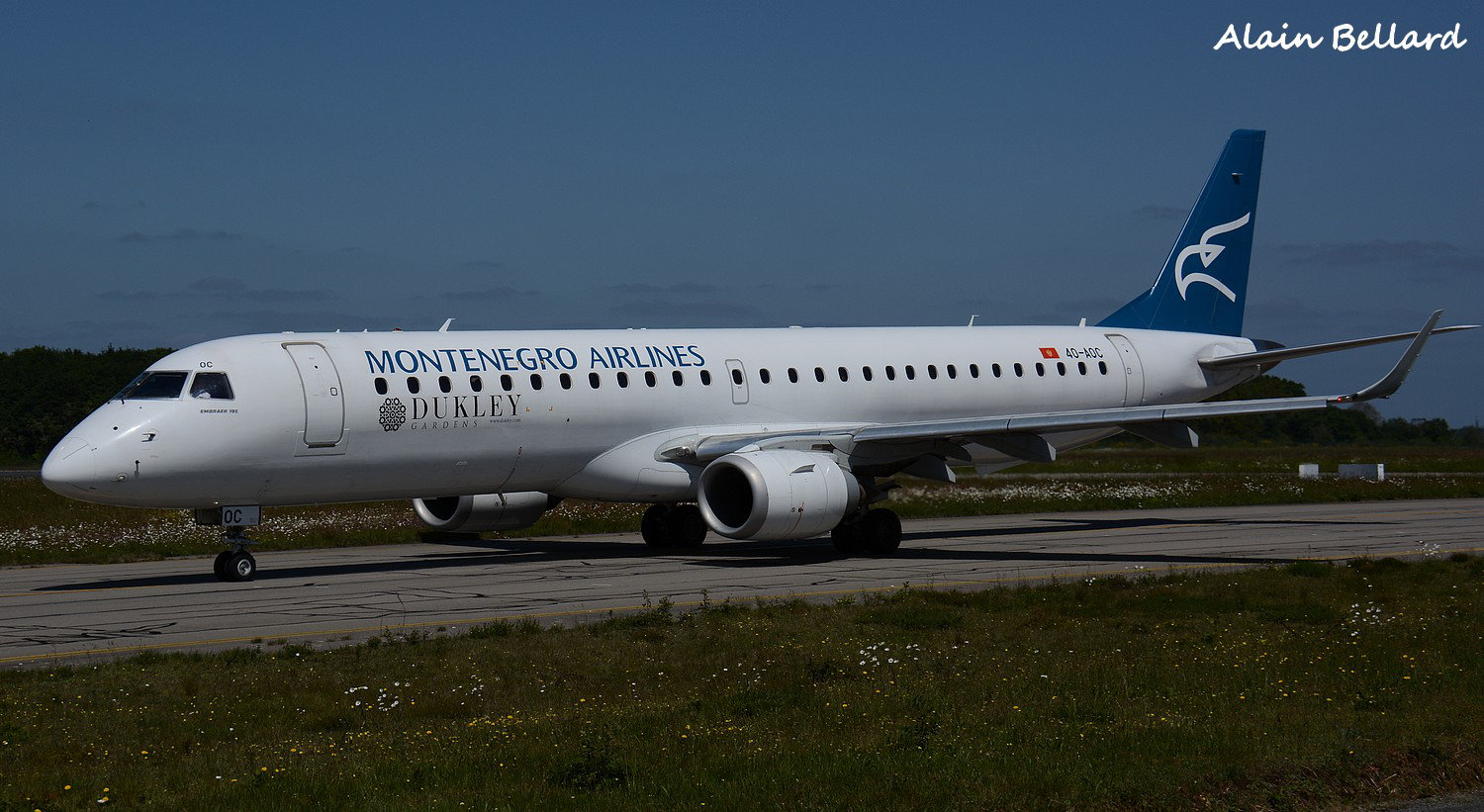 [17/05/2015] Embraer 190-200LR (4O-AOC) Montenegro Airlines "Dukley sticker" Vzzb