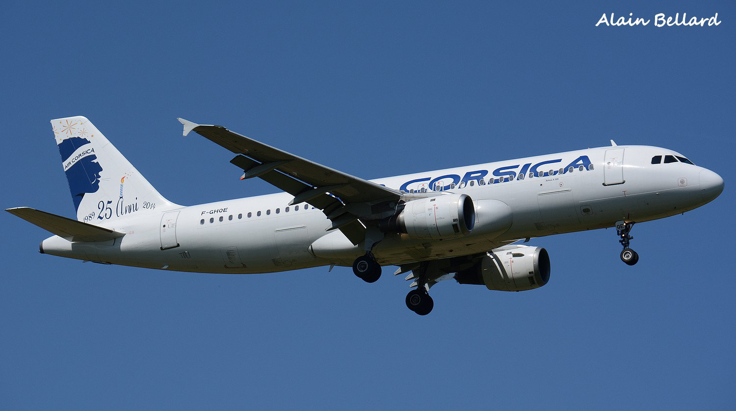 [17/05/2015] Airbus A320 ( F-GHQE ) Air Corsica ( Livrée anniversaire ) Yfmx