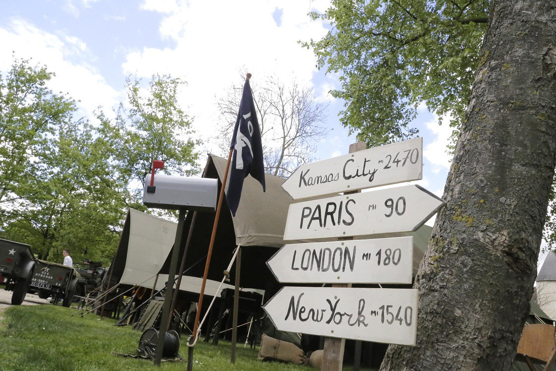 Notre camp du 8 mai prochain a Troyes !!!!! 564p
