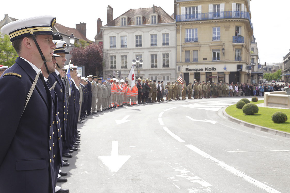 Cérémonie du 8 mai 2015 à Troyes : les photos officielles de la ville de Troyes. Zjz6