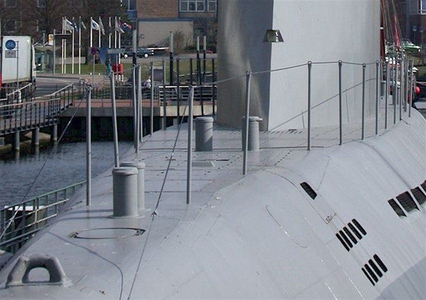 U-Boot type XXI Revell au 1/144 par denis25 Ci20