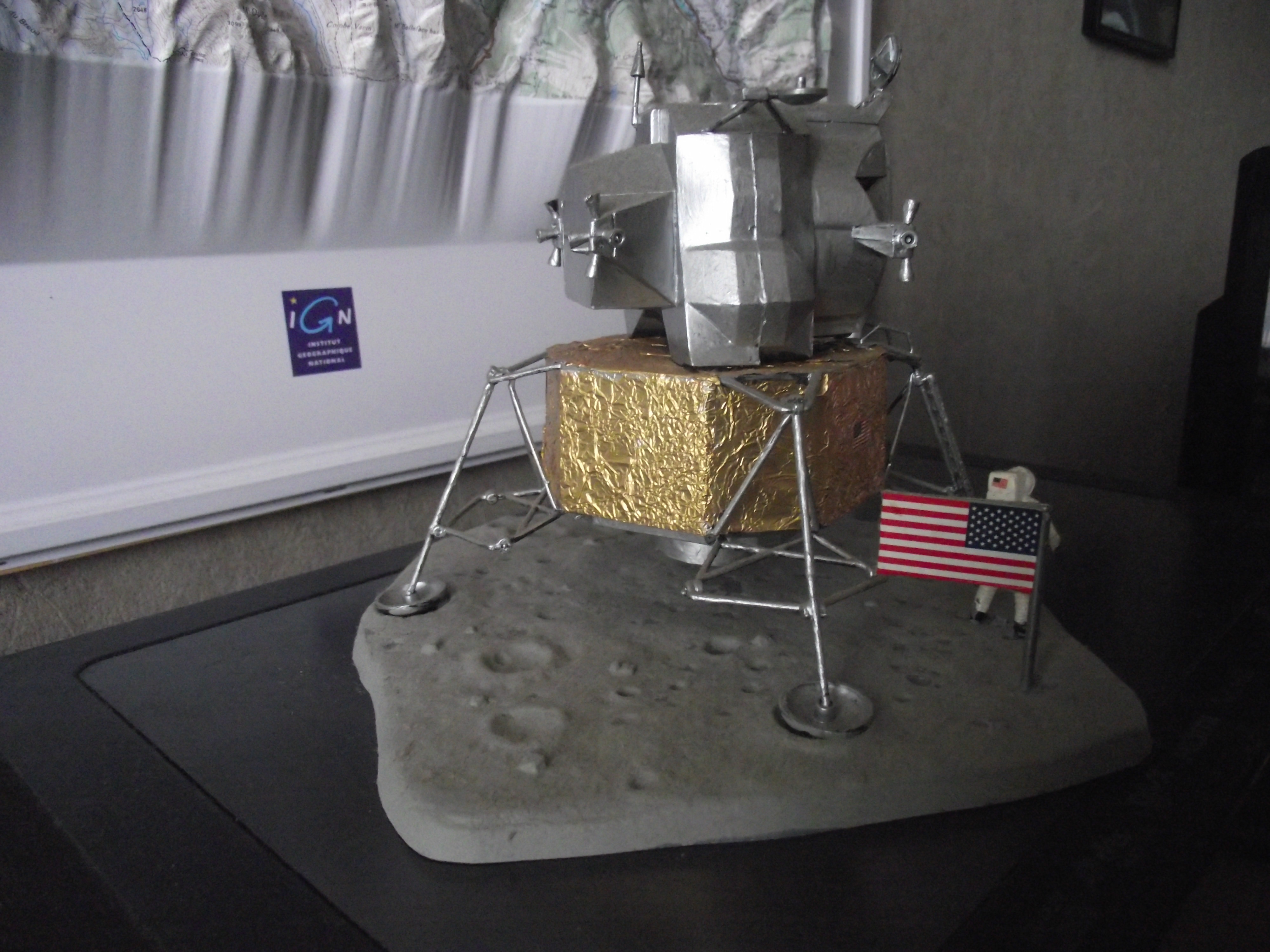 Module lunaire 1/48, Amstrong 1/8 Saturn 5B 1/144 Revell Jeyv