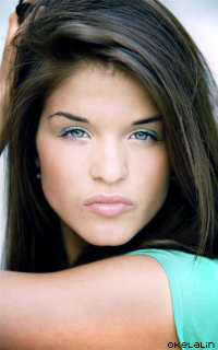 Marie Avgeropoulos - 200*320 Qvfg
