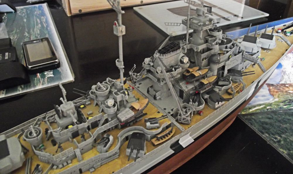 Bismarck Revell au 1/350ème  Rl6u