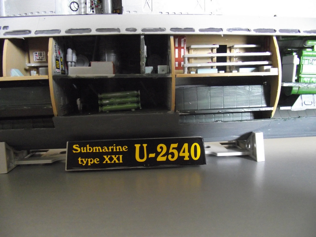 Sous-marin Type U2540 [Revell 1/144°] de denis25 3n4r