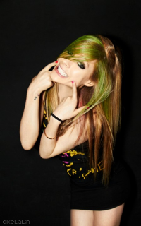 Avril Lavigne - 200*320 Cwhw