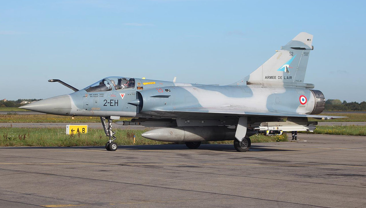 [25/09/2015] Dassault Mirage 2000-5F (2-EH) France Air Force O5zn