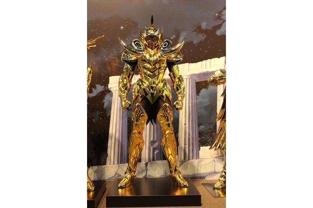 Les Chevaliers d'Ors échelle 1/1 : "Complete Works Of Saint Seiya, 30th Anniversary" Bkdw