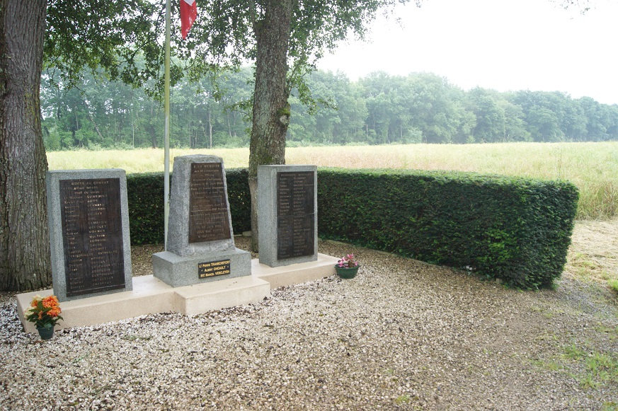 Monument de la Rocatelle (Vougrey) 0rc2