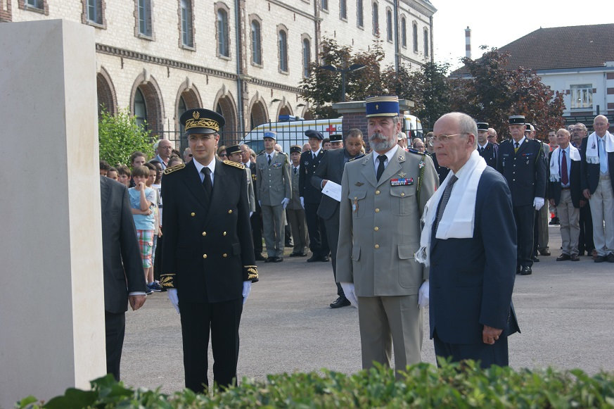 La stèle du Lieutenant-colonel Driant inaugurée le 23 juin 2016 à Troyes Uvv9