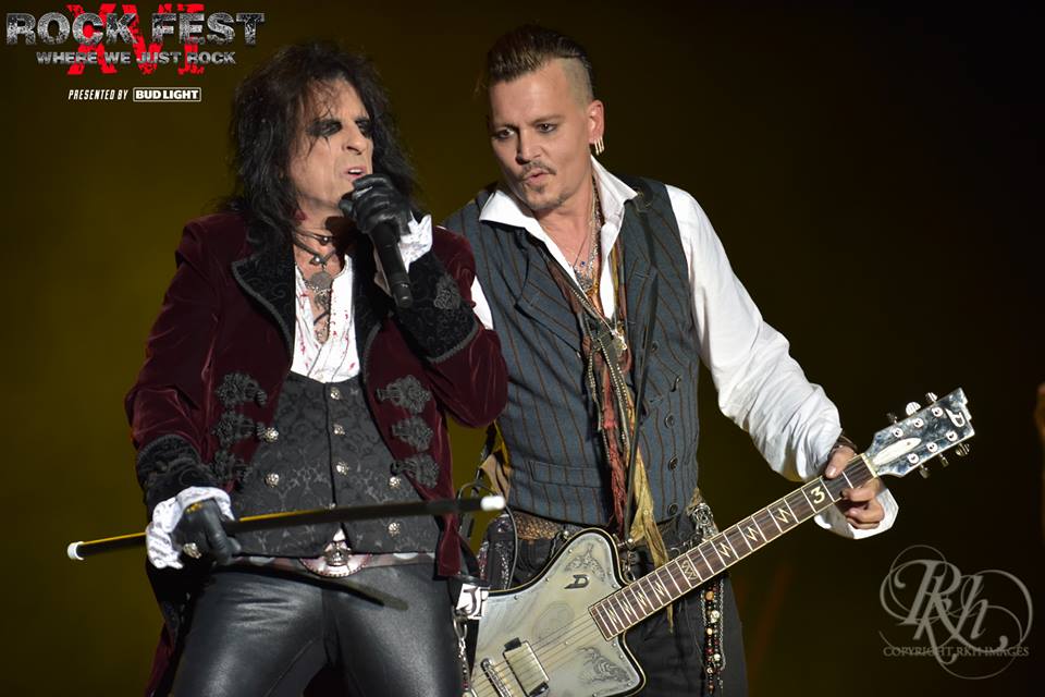 Le groupe Hollywood Vampires . - Page 10 Gifb