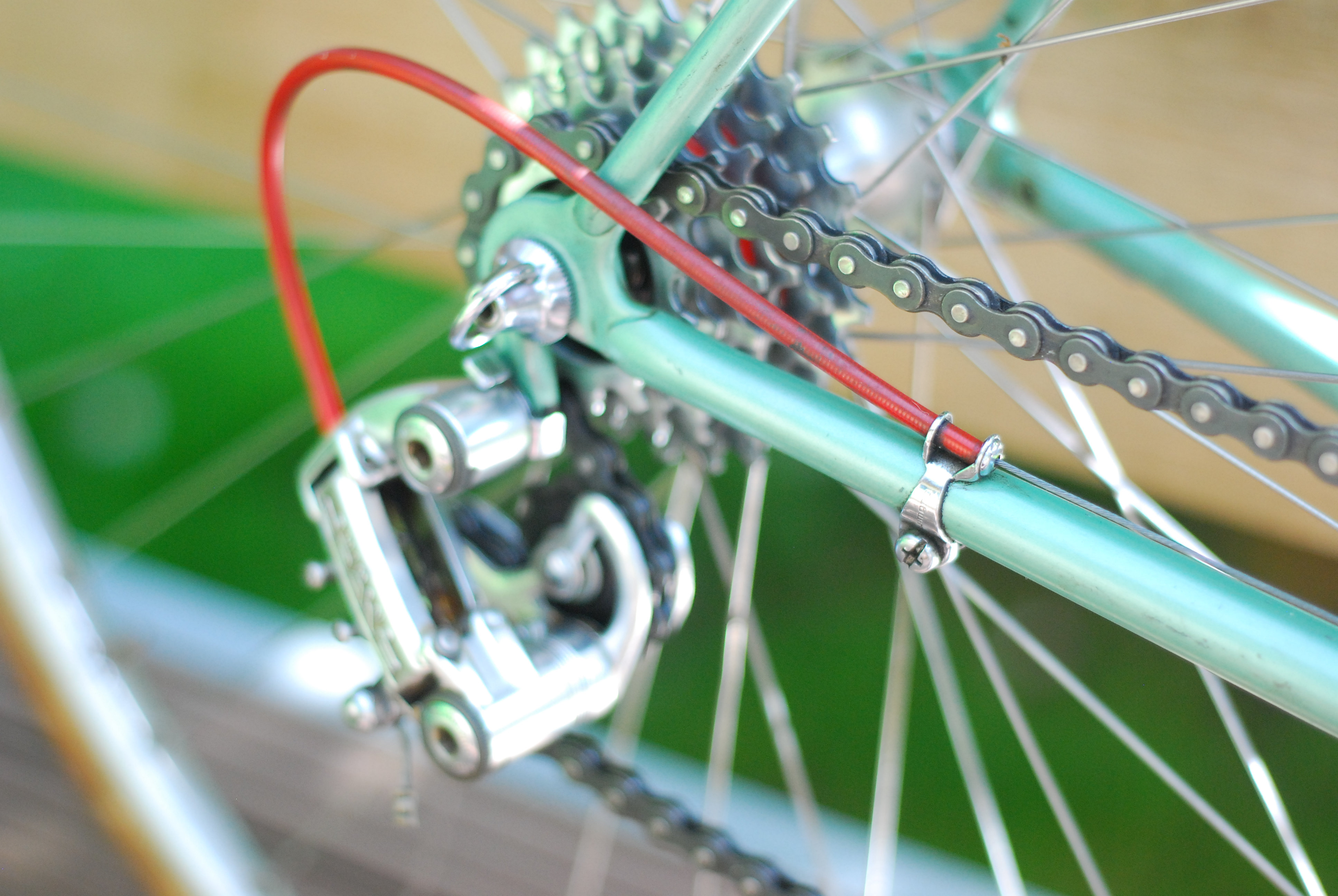 Pince dérailleur avant vintage années 1970 Shimano DURA ACE Pince dérailleur avant vintage années 1970 Shimano DURA ACE