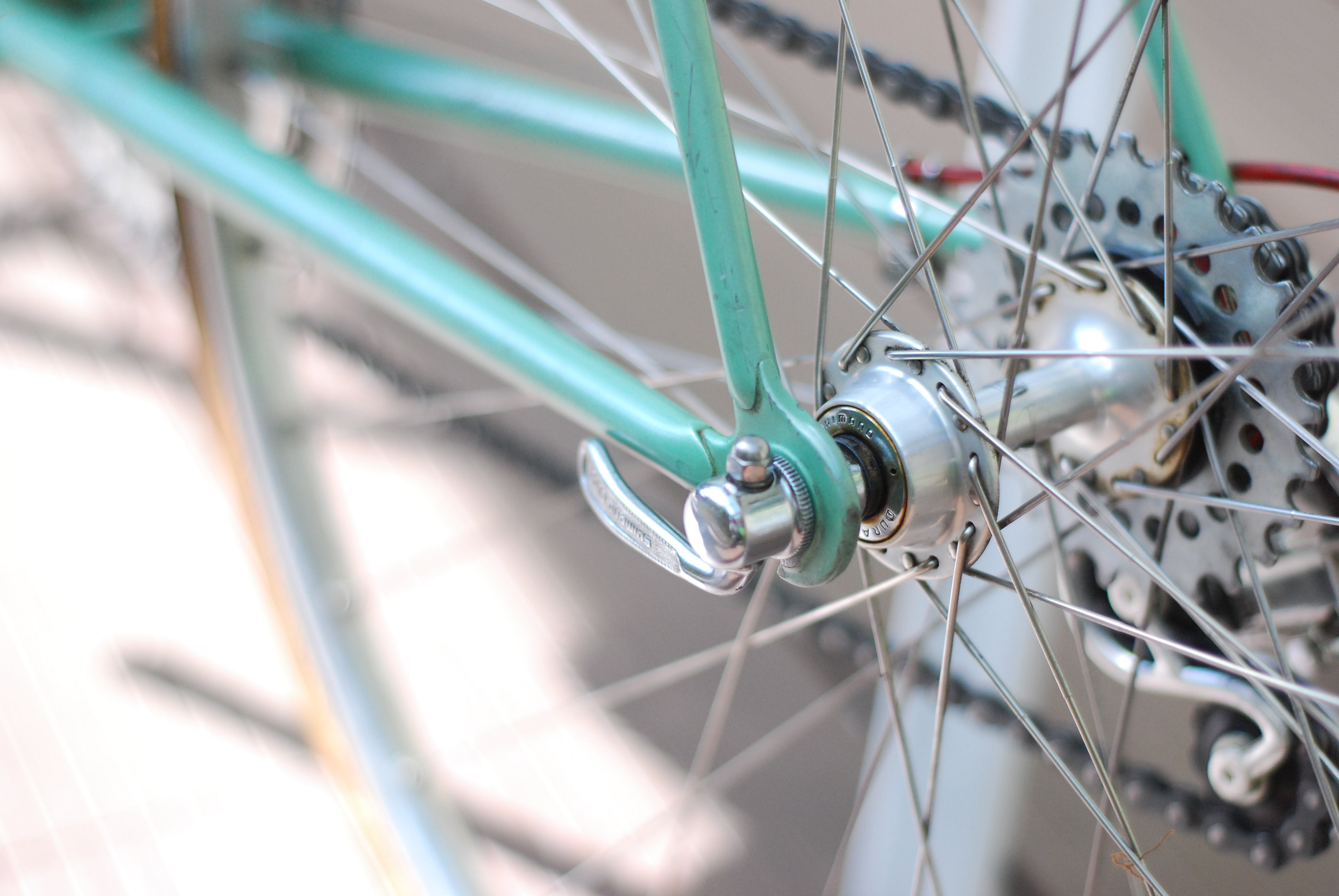 Roue Avant Shimano Dura Ace 1ère Gen – Fiamme Ergal, Tubulaire, 700C (Occasion)