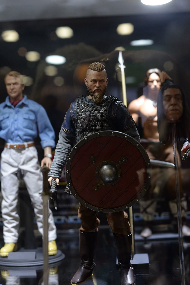 ACI TOYS / CHRONICLE COLLECTIBLE VIKINGS RAGNAR LOTHBROK