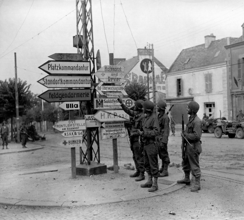 les panneaux allemands de la 2ème guerre Ku7g