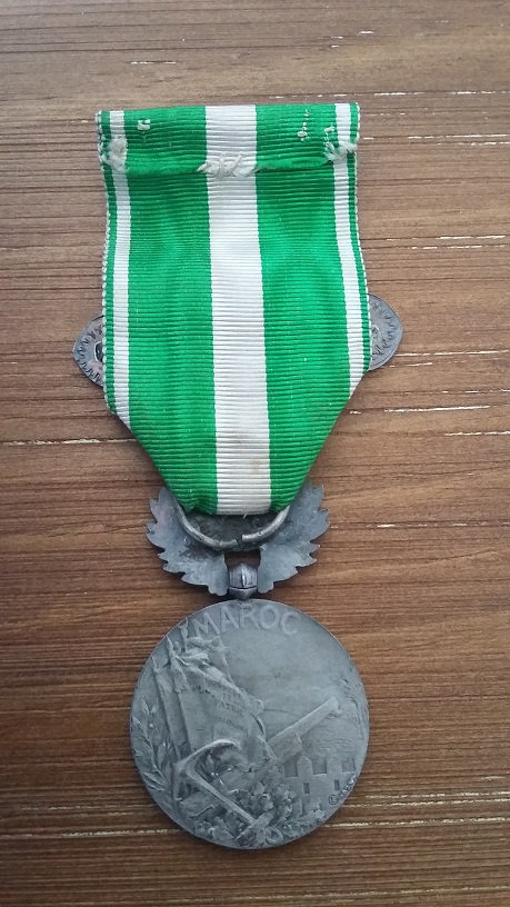 médaille du maroc agrafe OUDJDA 9mk7
