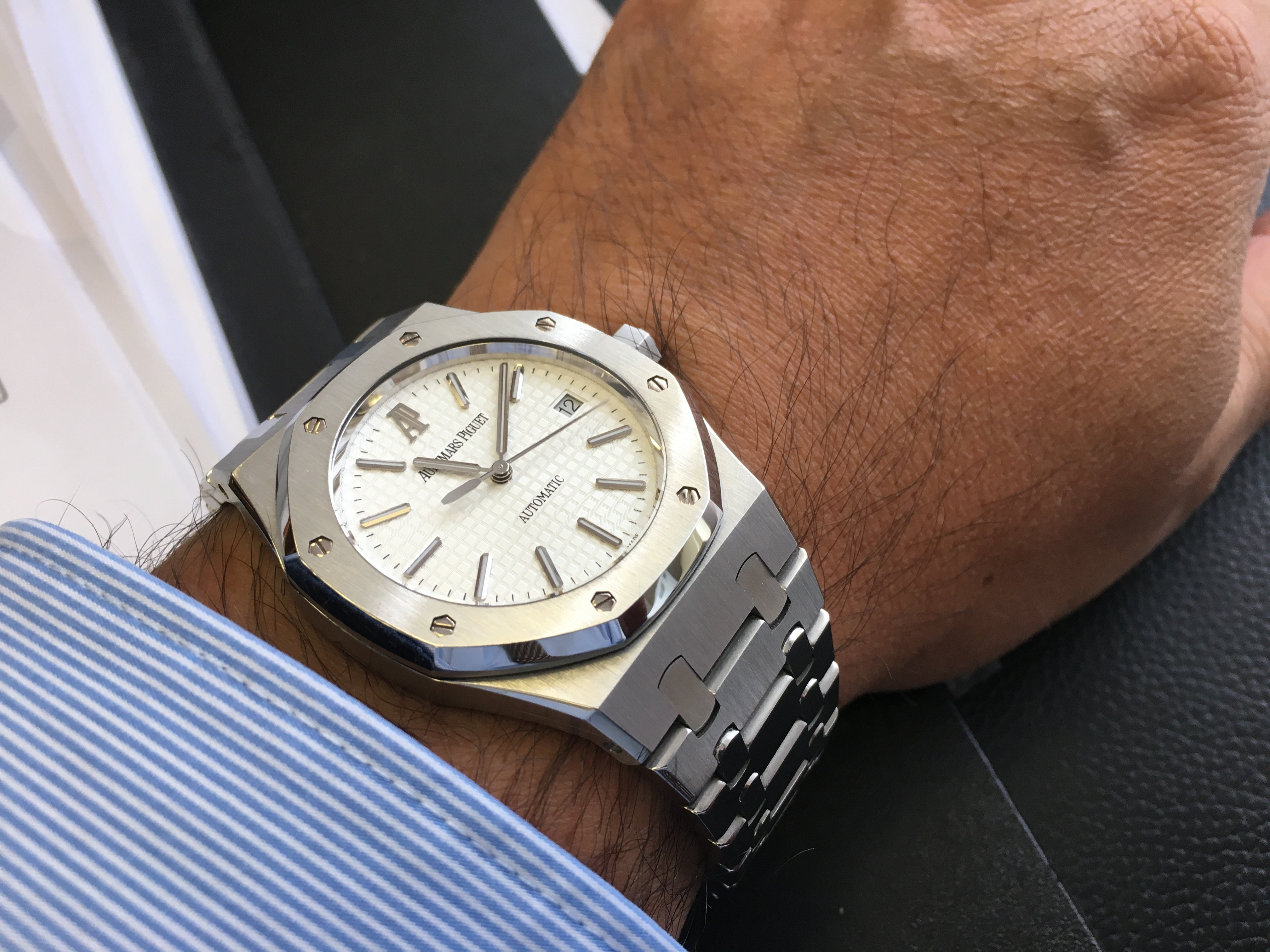 Le club des heureux propriétaires d'Audemars Piguet - Tome III - Page 37 7g6x
