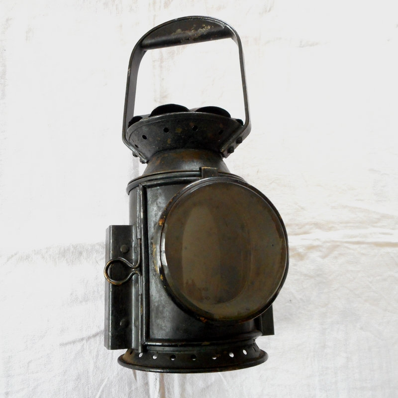 Trouvaille N°2 - Lanterne à pétrole anglaise 1943 - WWII Jyz3