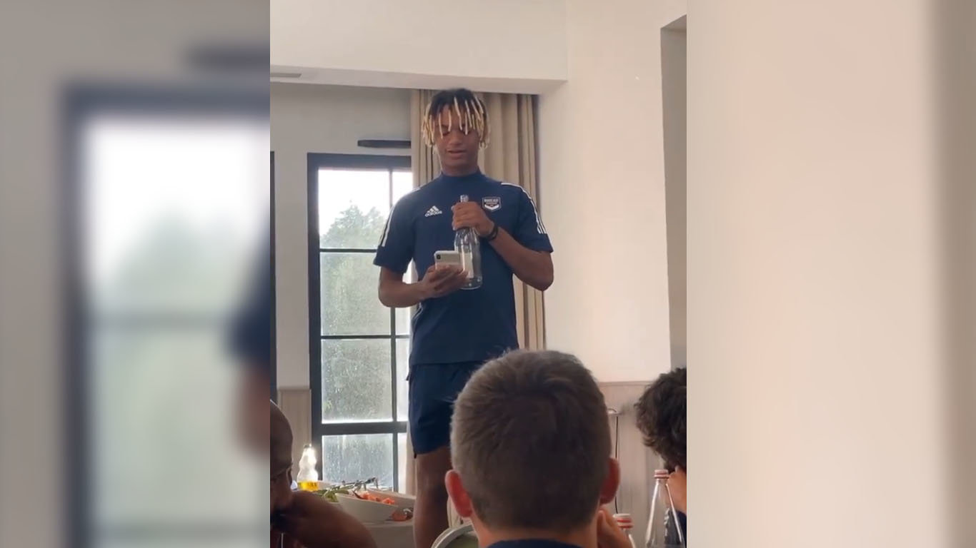 Cfa Girondins : Le bizutage de Sekou Mara - Formation Girondins 