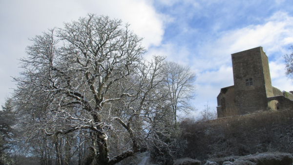 Castello di Brancion in inverno