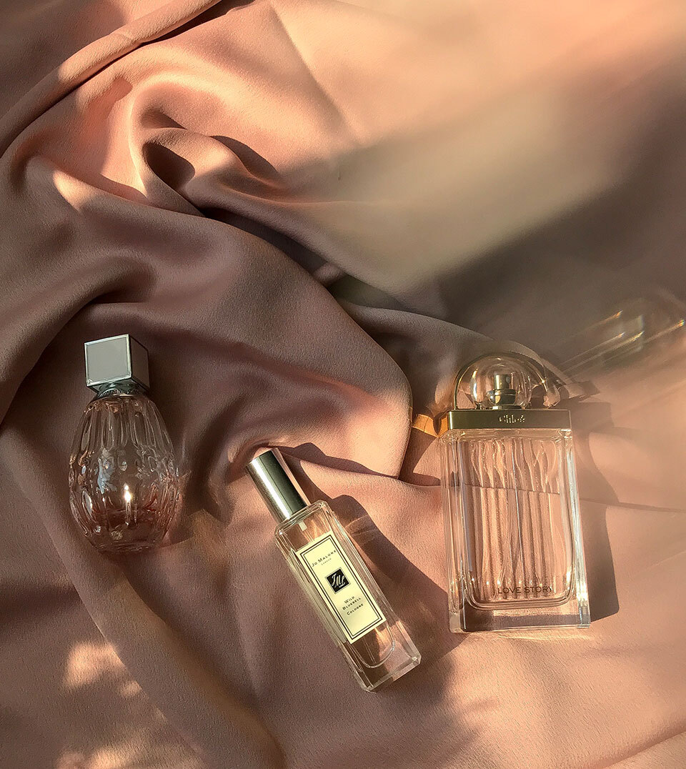 Flacon de parfum de la Marque KOSUI AURA
