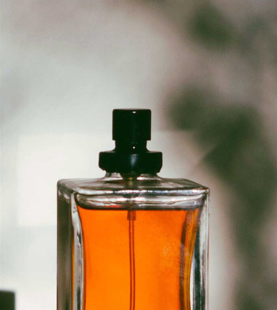 Flacon de parfum de la Marque KOSUI INTENSE