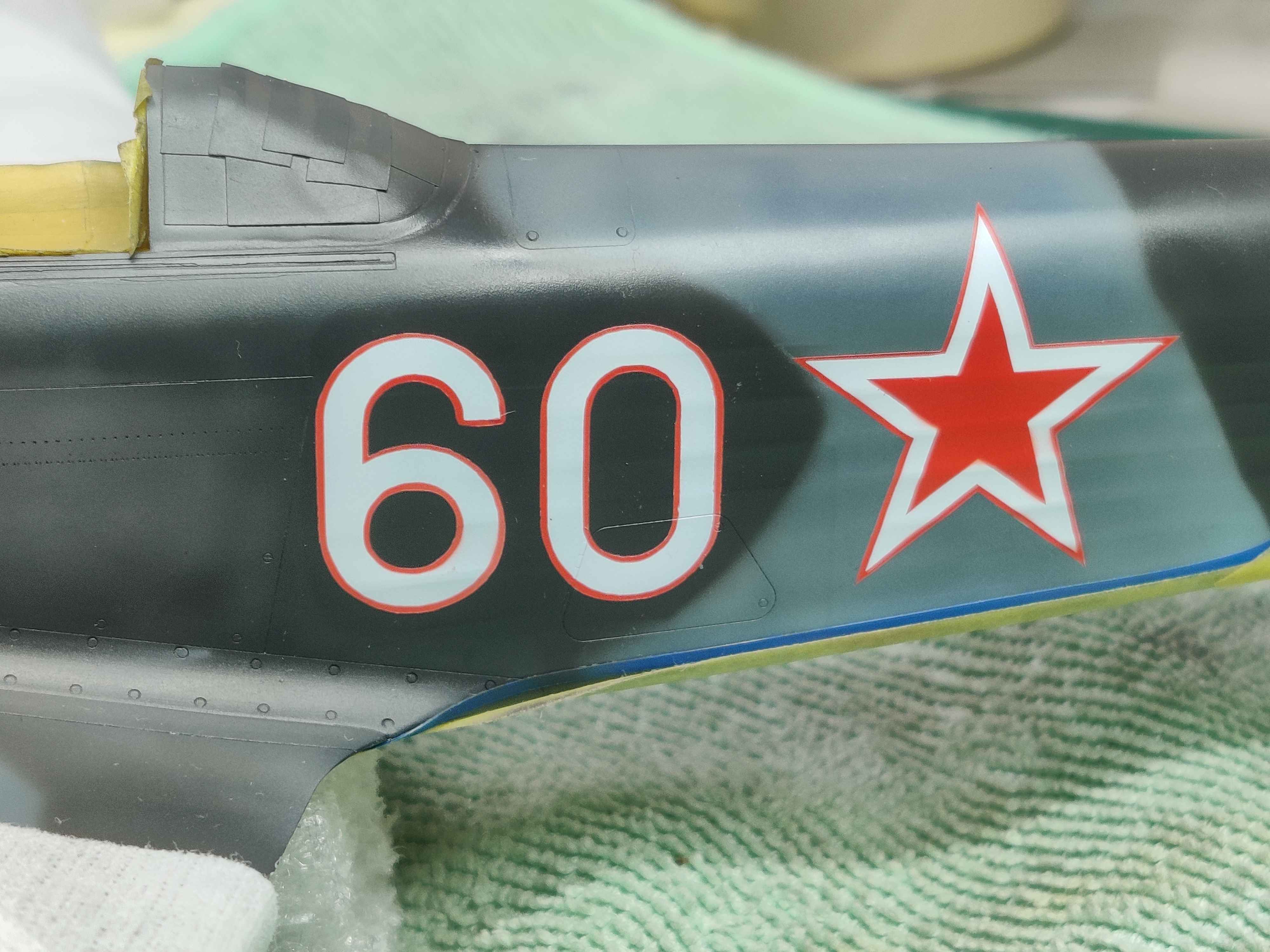 [ICM] 1/32 - Yakovlev Yak-9T – René CHALLE – Régiment Normandie-Niemen –  (yak9) - Page 7 Ozz5