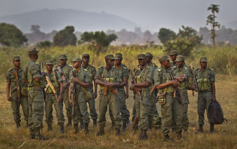 Armée Congolaise (Brazzaville) 2015096726