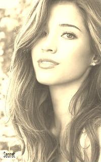 ✧ Kelsey Chow 571481104